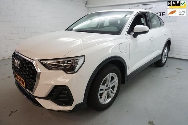 Wit Gebruikt 2022 Audi Q3 Sportback Premium SUV | € 33.950 (Super prijs) - Afbeelding 1/4