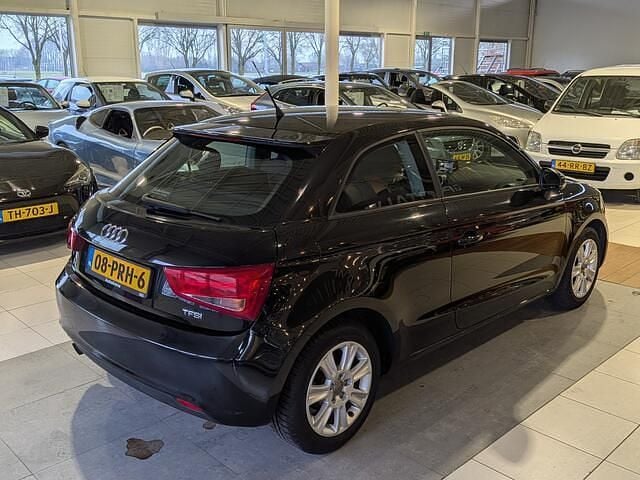 Occasion Audi A1 Attraction 86 PK (63 kW) 2011 Zwart Hatchback