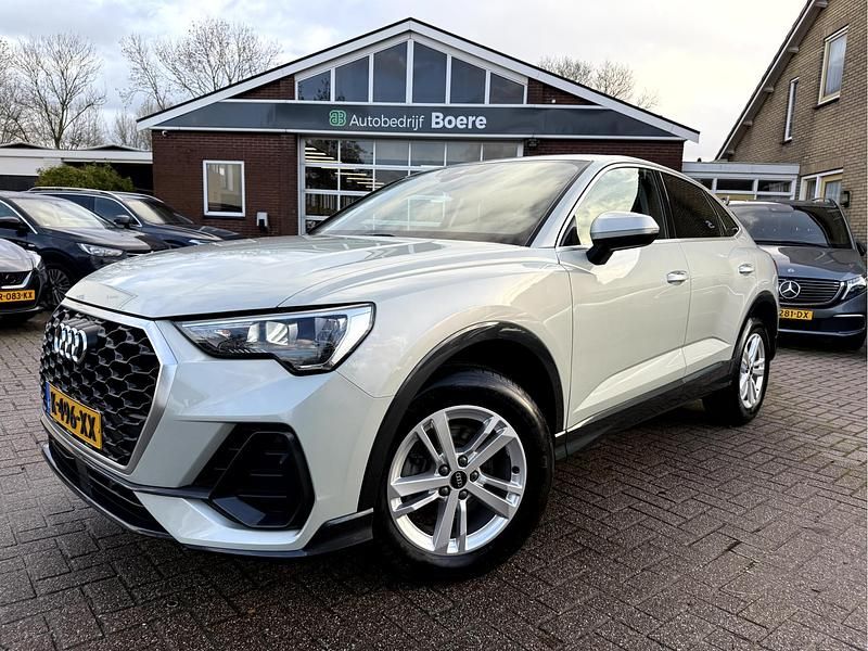 Grijs Gebruikt 2021 Audi Q3 Proline SUV | € 26.850 (Eerlijke prijs) - Afbeelding 1/4