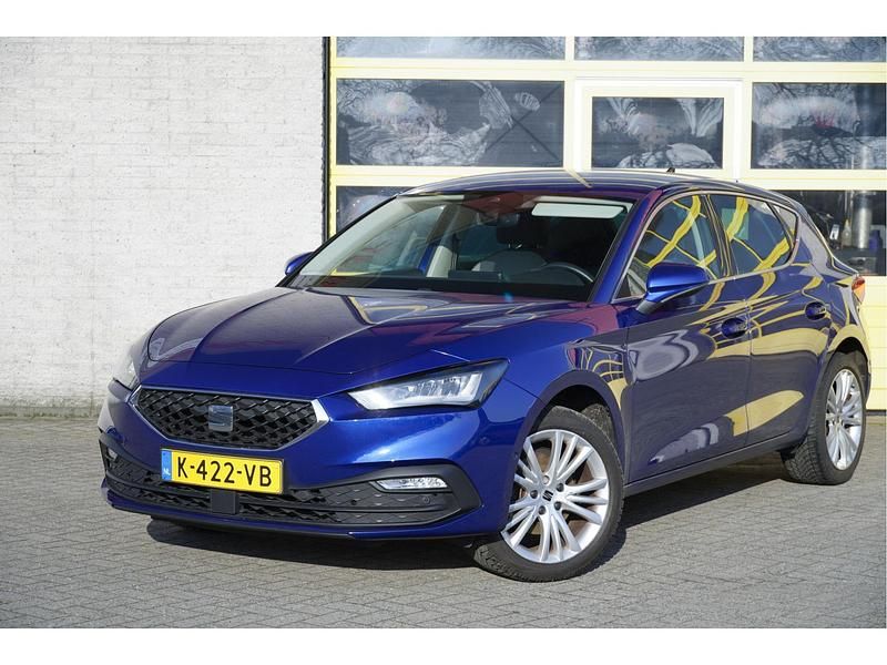 Occasion Seat Leon Style 150 PK (110 kW) 2021 Blauw Hatchback