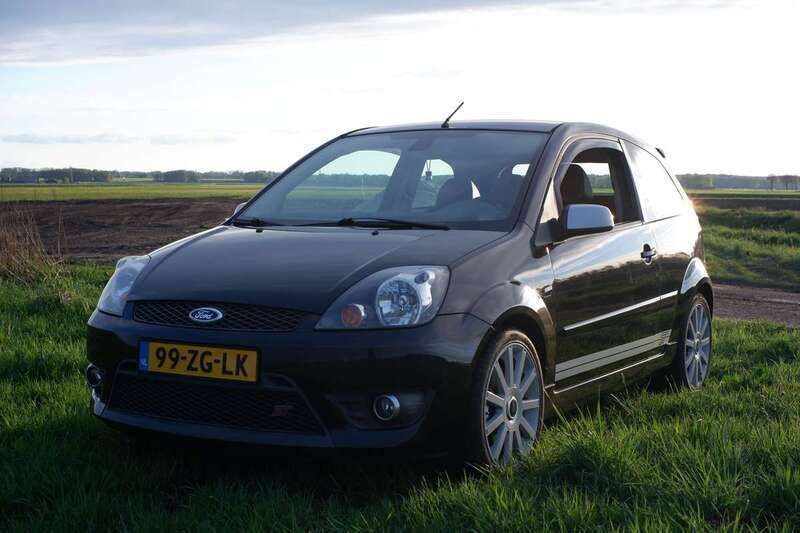Zwart Gebruikt 2008 Ford Fiesta ST Hatchback | € 3.200 (Goede deal) - Afbeelding 1/4