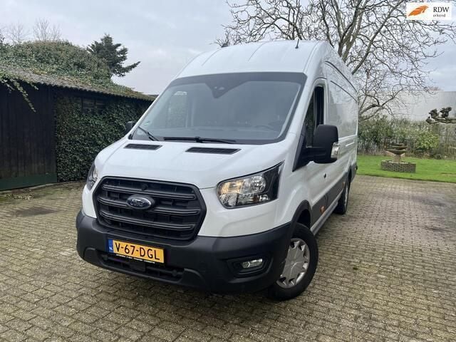 Wit Gebruikt 2023 Ford Transit Trend Van | € 32.950 (Duur) - Afbeelding 1/4