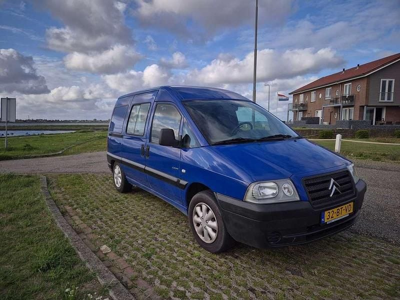Blauw Occasion 2005 Citroën Jumpy MPV | € 5.999 (Goede deal) - Afbeelding 1/4