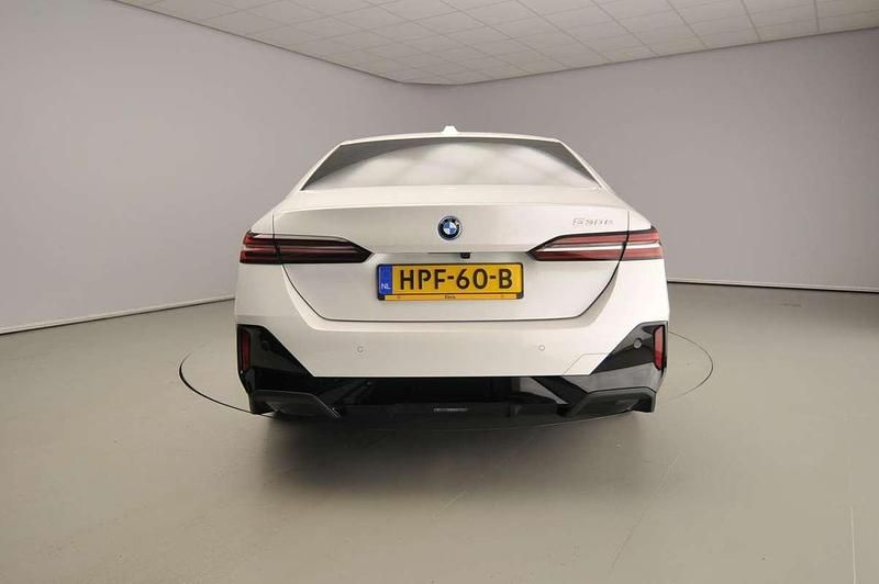 Occasion BMW 530e M Sport 299 PK (219 kW) 2025 Wit Sedan