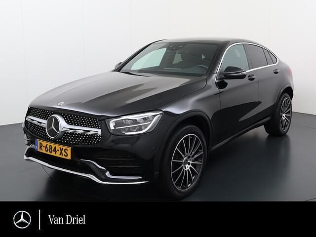 Zwart Occasion 2021 Mercedes GLC300 Premium Plus Coupé | € 49.750 (Eerlijke prijs) - Afbeelding 1/4