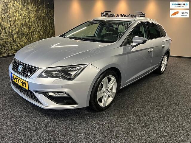 Grijs Occasion 2019 Seat Leon ST Business Stationwagen | € 11.500 (Goede deal) - Afbeelding 1/4