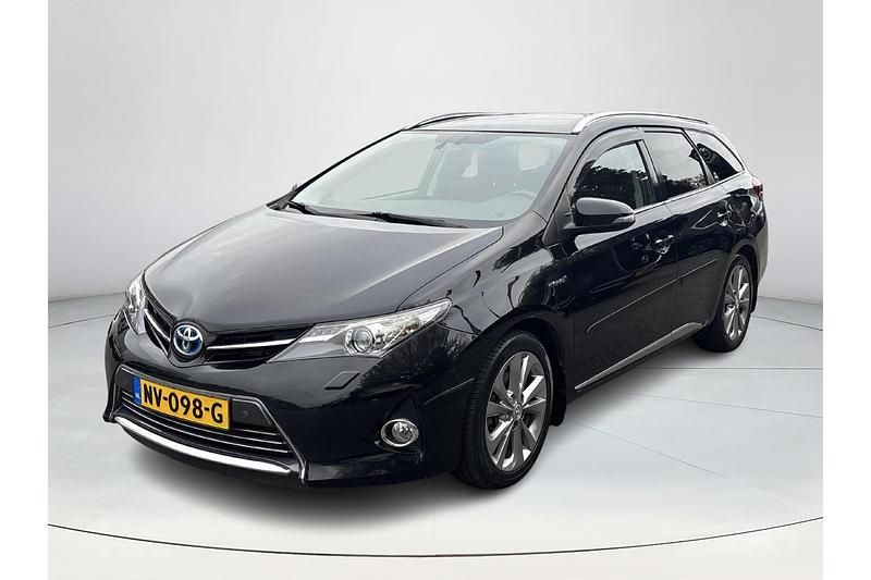 Zwart Gebruikt 2014 Toyota Auris Touring Sports Executive Stationwagen | € 14.440 (Goede deal) - Afbeelding 1/1