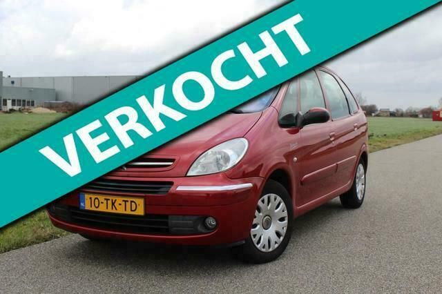 Rood Gebruikt 2006 Citroën Xsara Picasso MPV | € 2.245 (Iets duurder) - Afbeelding 1/4