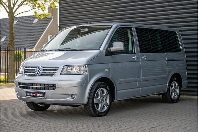 Occasion VW Multivan Edition 131 PK (96 kW) 2007 Zilver Van