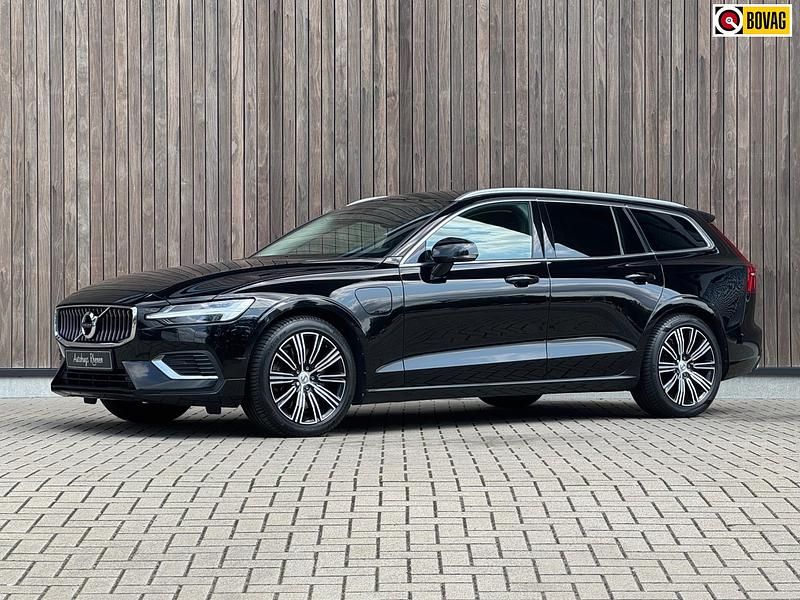 Zwart Gebruikt 2021 Volvo V60 Inscription Stationwagen | € 27.900 (Super prijs) - Afbeelding 1/4