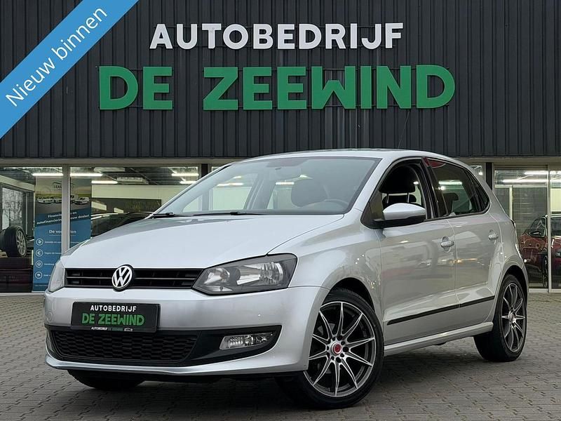 Grijs Gebruikt 2010 VW Polo Trendline Hatchback | € 3.199 (Goede deal) - Afbeelding 1/3