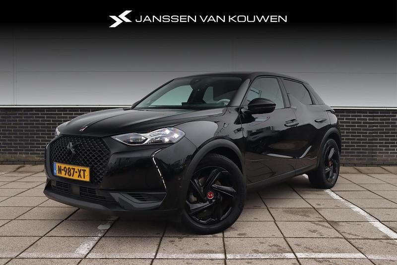 Zwart Gebruikt 2022 DS Automobiles DS3 Crossback E-Tense Rivoli SUV | € 17.500 - Afbeelding 1/4