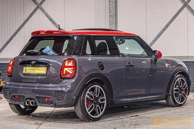 Occasion Mini John Cooper Works Chili 231 PK (169 kW) 2017 Grijs Hatchback