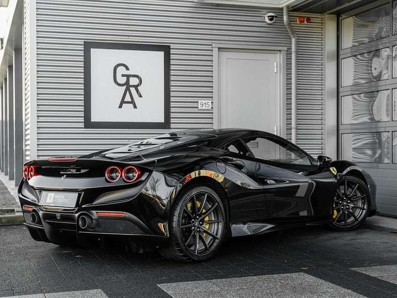 Occasion Ferrari F8 721 PK (530 kW) 2021 Zwart Coupé
