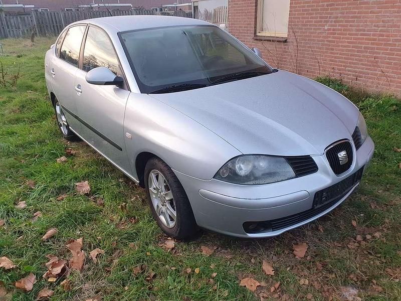 Occasion Seat Cordoba 101 PK (74 kW) 2006 Grijs Sedan