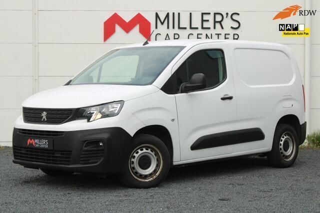 Wit Occasion 2021 Peugeot Partner MPV | € 9.950 (Super prijs) - Afbeelding 1/4