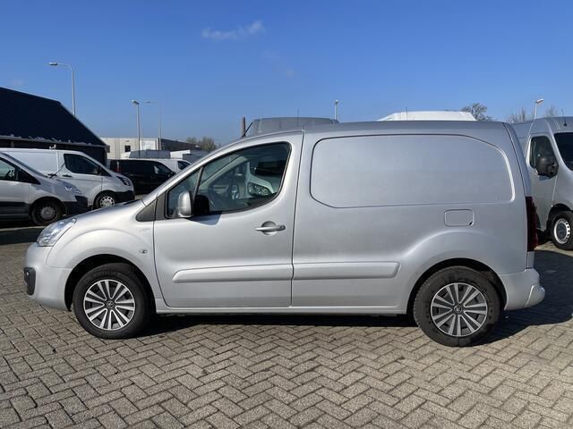Zilver Gebruikt 2018 Peugeot Partner Premium MPV | € 8.950 (Duur) - Afbeelding 1/4