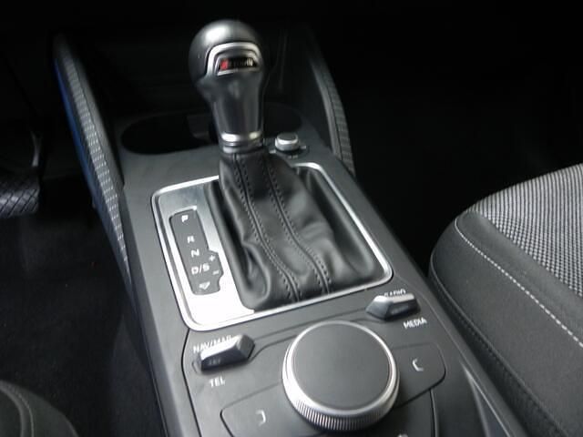 Occasion Audi Q2 Premium 116 PK (85 kW) 2018 Grijs SUV