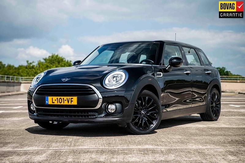Zwart Gebruikt 2018 Mini One Clubman Salt Stationwagen | € 15.445 (Eerlijke prijs) - Afbeelding 1/4