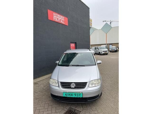 Occasion VW Touran 116 PK (85 kW) 2003 Grijs MPV