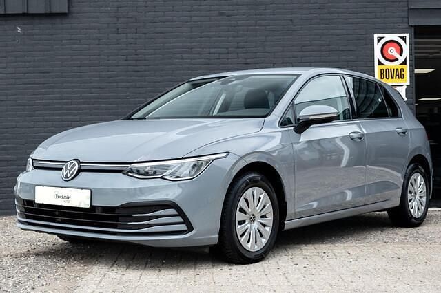 Grijs Gebruikt 2020 VW Golf VIII Hatchback | € 16.950 (Eerlijke prijs) - Afbeelding 1/4