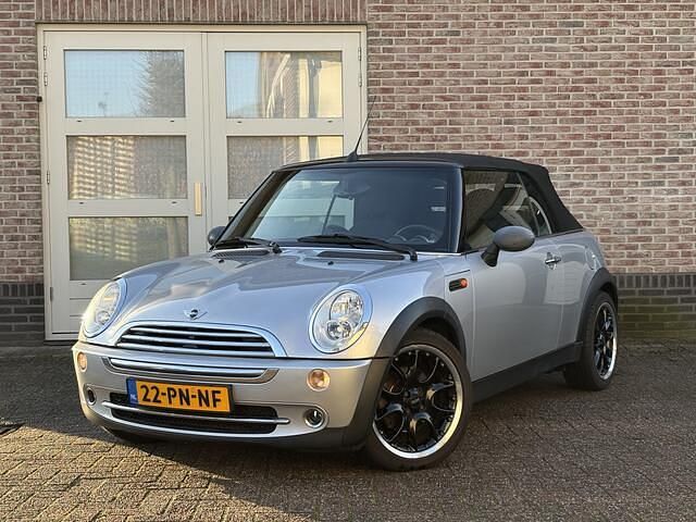 Grijs Occasion 2004 Mini One Cabriolet Pepper Cabriolet | € 1.950 (Super prijs) - Afbeelding 1/4