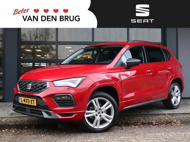 Rood Gebruikt 2021 Seat Ateca FR SUV | € 29.900 (Eerlijke prijs) - Afbeelding 1/4