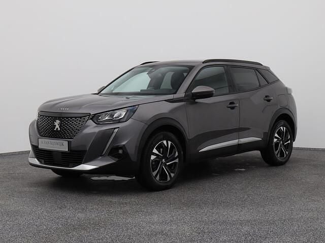 Grijs (metallic) Gebruikt 2021 Peugeot 2008 Allure SUV | € 17.700 (Goede deal) - Afbeelding 1/4