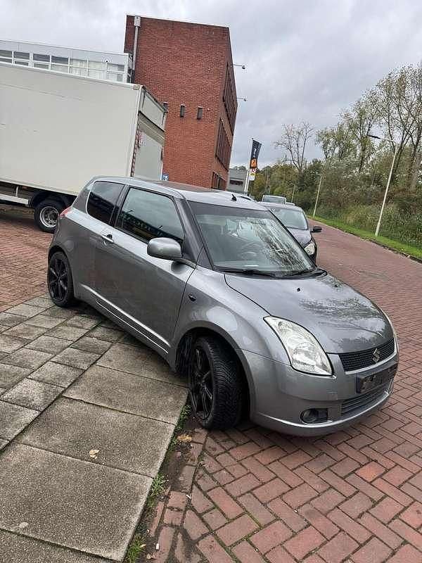 Gebruikt 2007 Suzuki Swift Comfort Sedan | € 2.800 (Goede deal) - Afbeelding 1/4