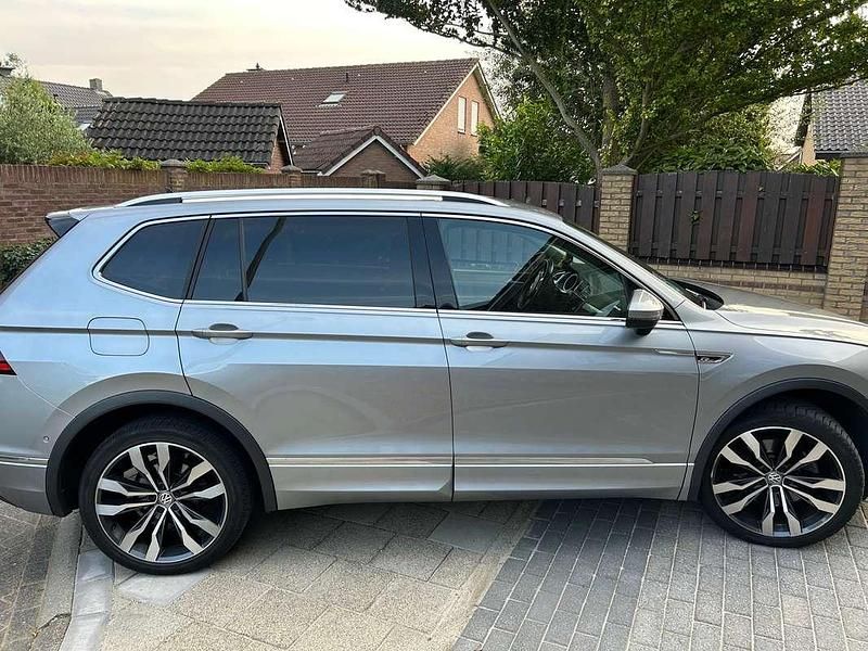 Occasion VW Tiguan Allspace R-line 190 PK (139 kW) 2019 Zilver SUV