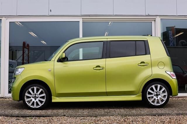 Occasion Daihatsu Materia 103 PK (75 kW) 2008 Groen (metallic) MPV