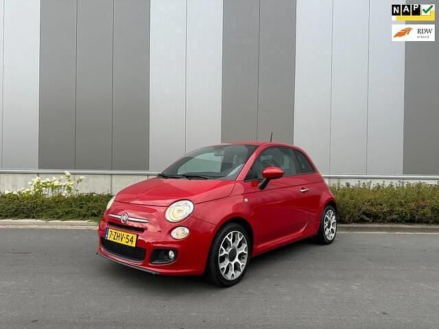 Rood Gebruikt 2015 Fiat 500S Hatchback | € 8.445 (Eerlijke prijs) - Afbeelding 1/4