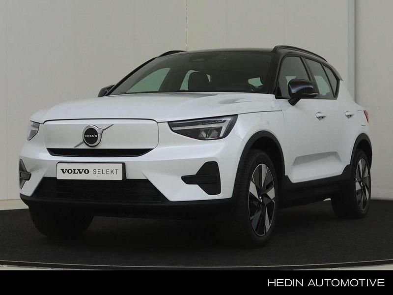 Wit Gebruikt 2024 Volvo XC40 Plus SUV | € 46.995 (Iets duurder) - Afbeelding 1/4