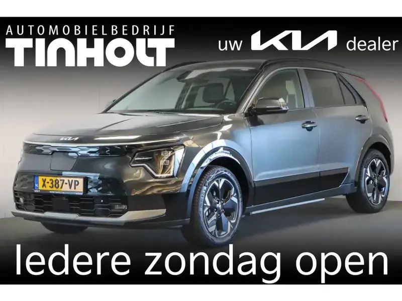 Grijs metallic Gebruikt 2024 Kia e-Niro Advance SUV | € 32.750 (Super prijs) - Afbeelding 1/4