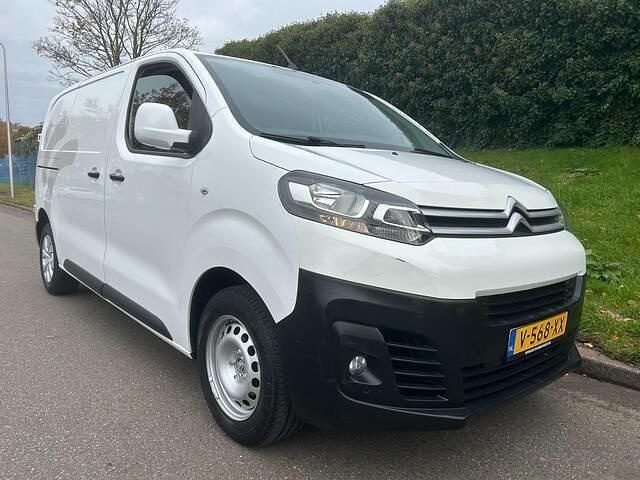 Wit Gebruikt 2017 Citroën Jumpy Van | € 6.450 - Afbeelding 1/4