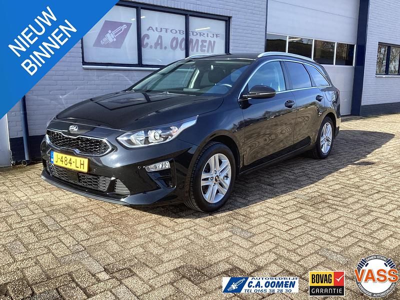 Occasion Kia Ceed 2020 Zwart Hatchback