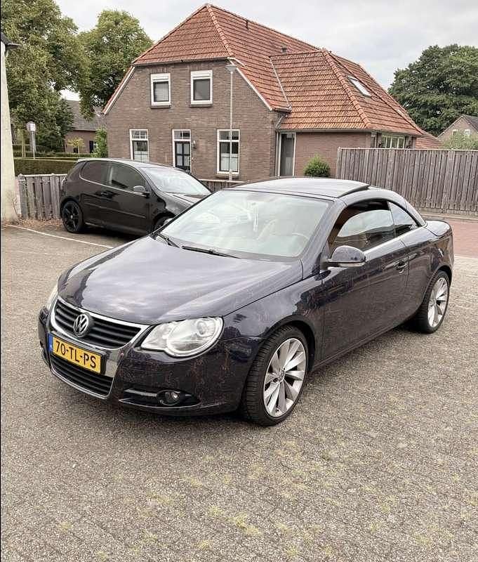 Blauw Gebruikt 2006 VW Eos Cabriolet | € 2.300 (Goede deal) - Afbeelding 1/4