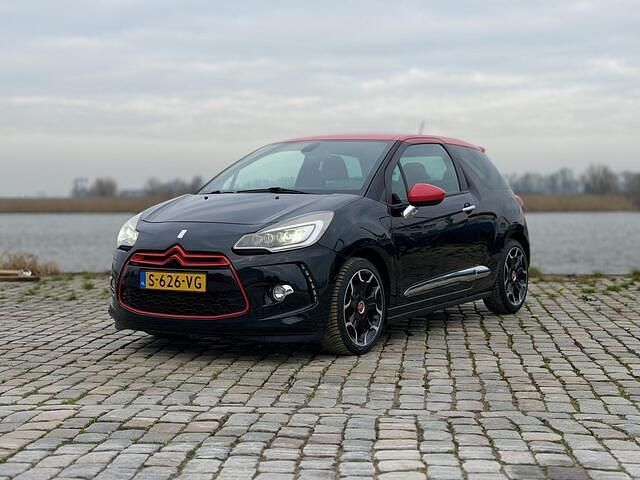 Occasion Citroën DS3 Sport Chic 155 PK (114 kW) 2014 Zwart Hatchback