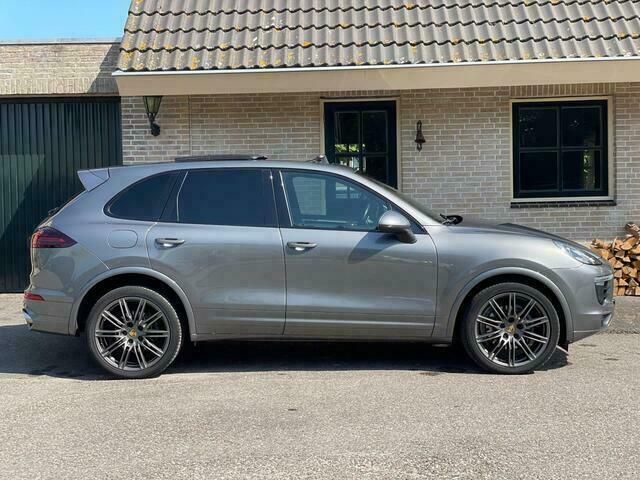 Occasion Porsche Cayenne 262 PK (192 kW) 2016 Grijs SUV