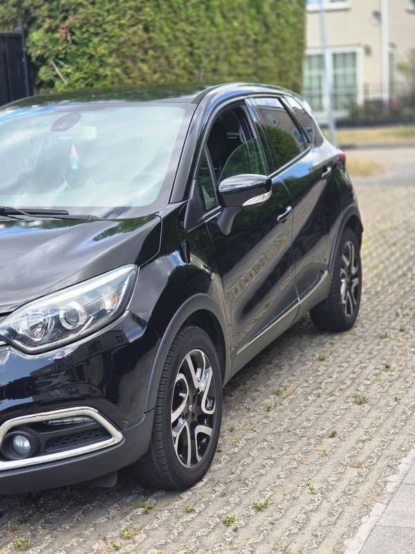 Zwart Gebruikt 2014 Renault Captur SUV | € 6.500 (Goede deal) - Afbeelding 1/4