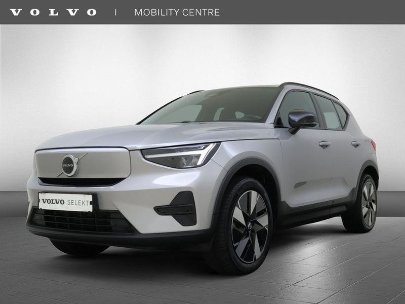 Grijs Gebruikt 2023 Volvo XC40 Plus SUV | € 42.935 (Eerlijke prijs) - Afbeelding 1/4