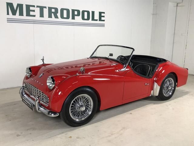 Rood Gebruikt 1960 Triumph TR3 | € 36.000 - Afbeelding 1/4