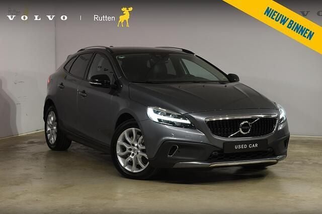 Grijs Gebruikt 2019 Volvo V40 CC Stationwagen | € 21.840 (Iets duurder) - Afbeelding 1/4