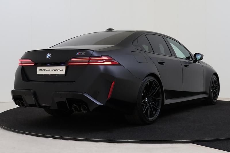 Occasion BMW M5 Comfort Edition 585 PK (430 kW) 2025 Zwart Sedan