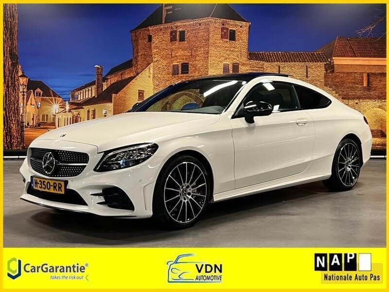Occasion Mercedes C300 AMG 259 PK (190 kW) 2019 Wit, metallic lak Sedan