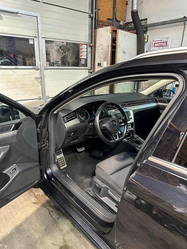 Occasion 2015 VW Passat | € 7.999 (Iets duurder) - Afbeelding 1/4