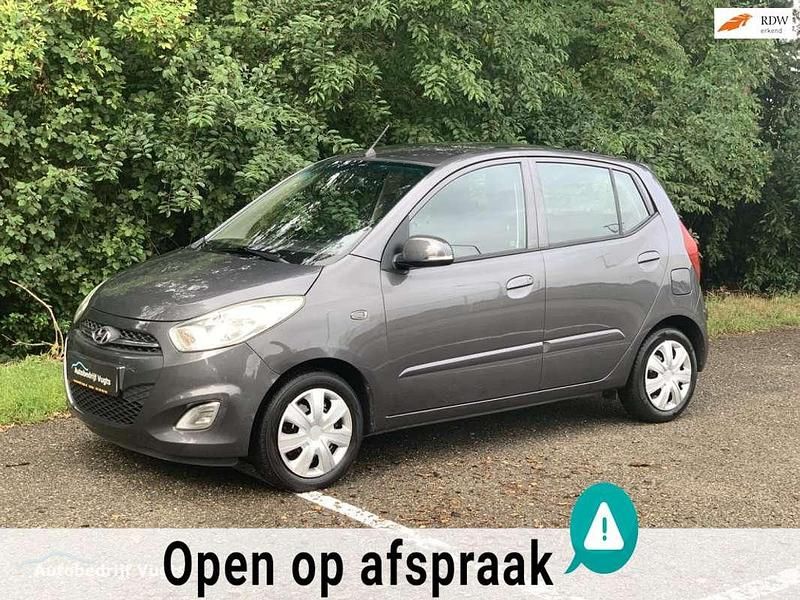 Grijs Gebruikt 2011 Hyundai i10 Hatchback | € 3.950 (Iets duurder) - Afbeelding 1/4