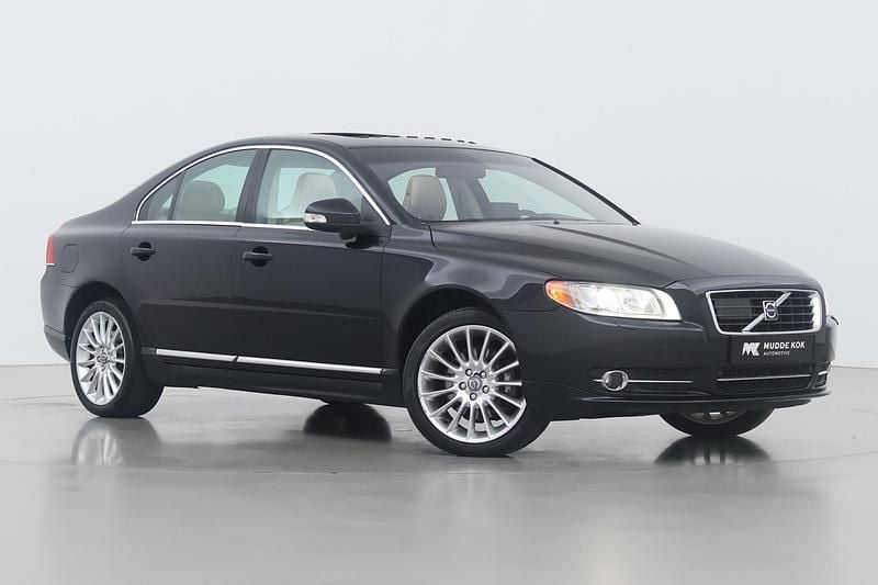 Zwart Gebruikt 2007 Volvo S80 Executive Sedan | € 17.700 (Goede deal) - Afbeelding 1/1