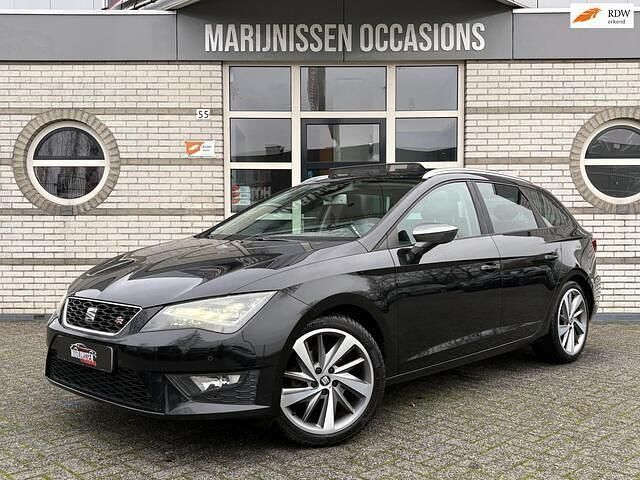 Zwart Gebruikt 2015 Seat Leon ST FR Stationwagen | € 9.995 (Goede deal) - Afbeelding 1/4
