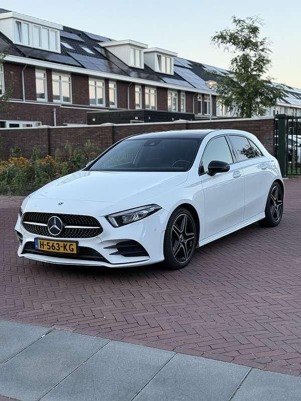 Wit Gebruikt 2019 Mercedes A200 AMG Stationwagen | € 21.000 (Super prijs) - Afbeelding 1/4
